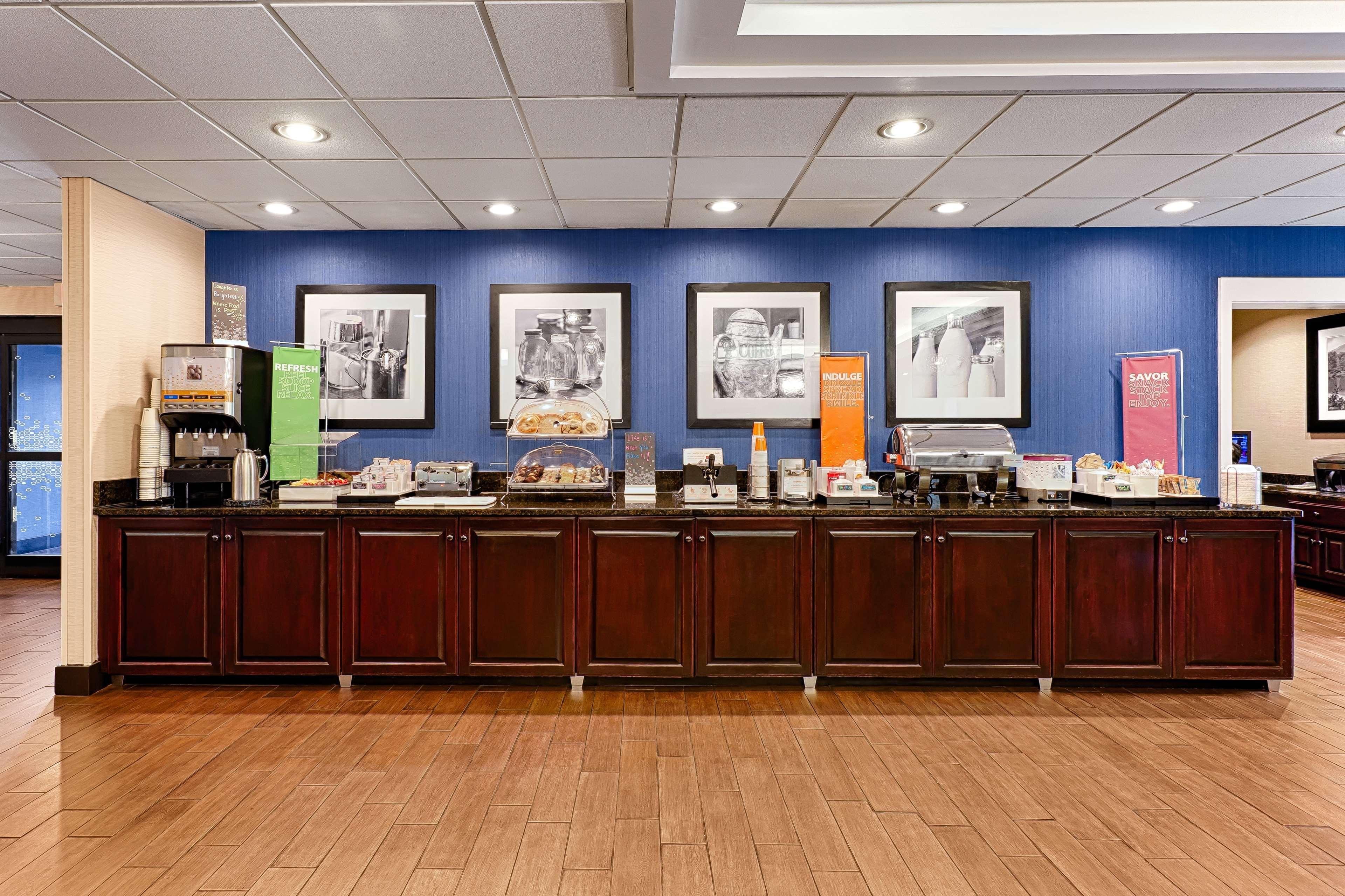 Hampton Inn Morganton Eksteriør billede